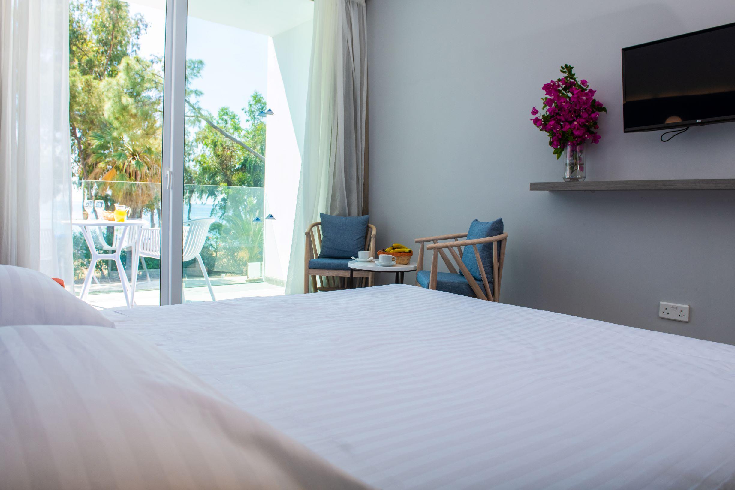 Park Beach Hotel Limassol Exterior photo