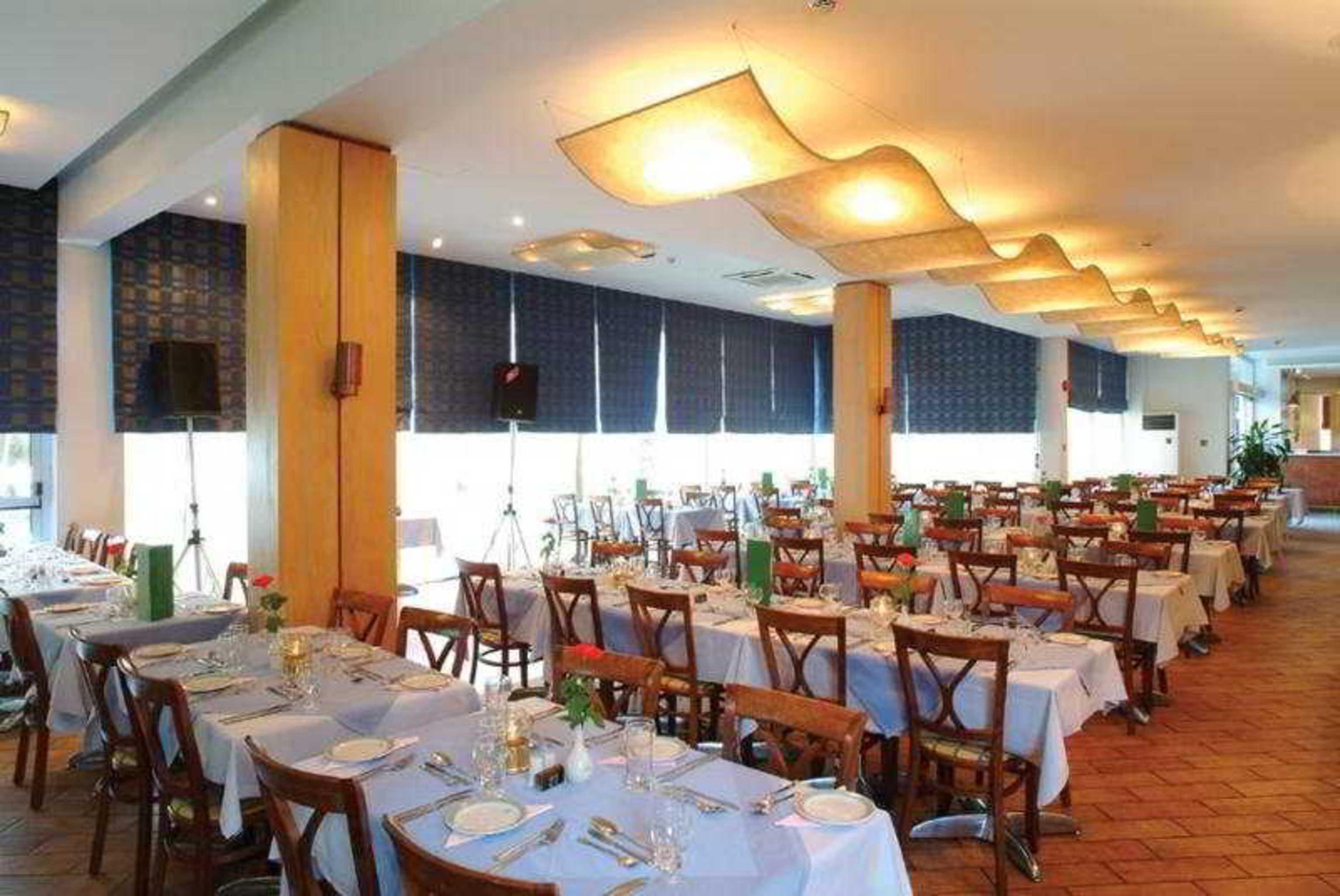 Park Beach Hotel Limassol Exterior photo